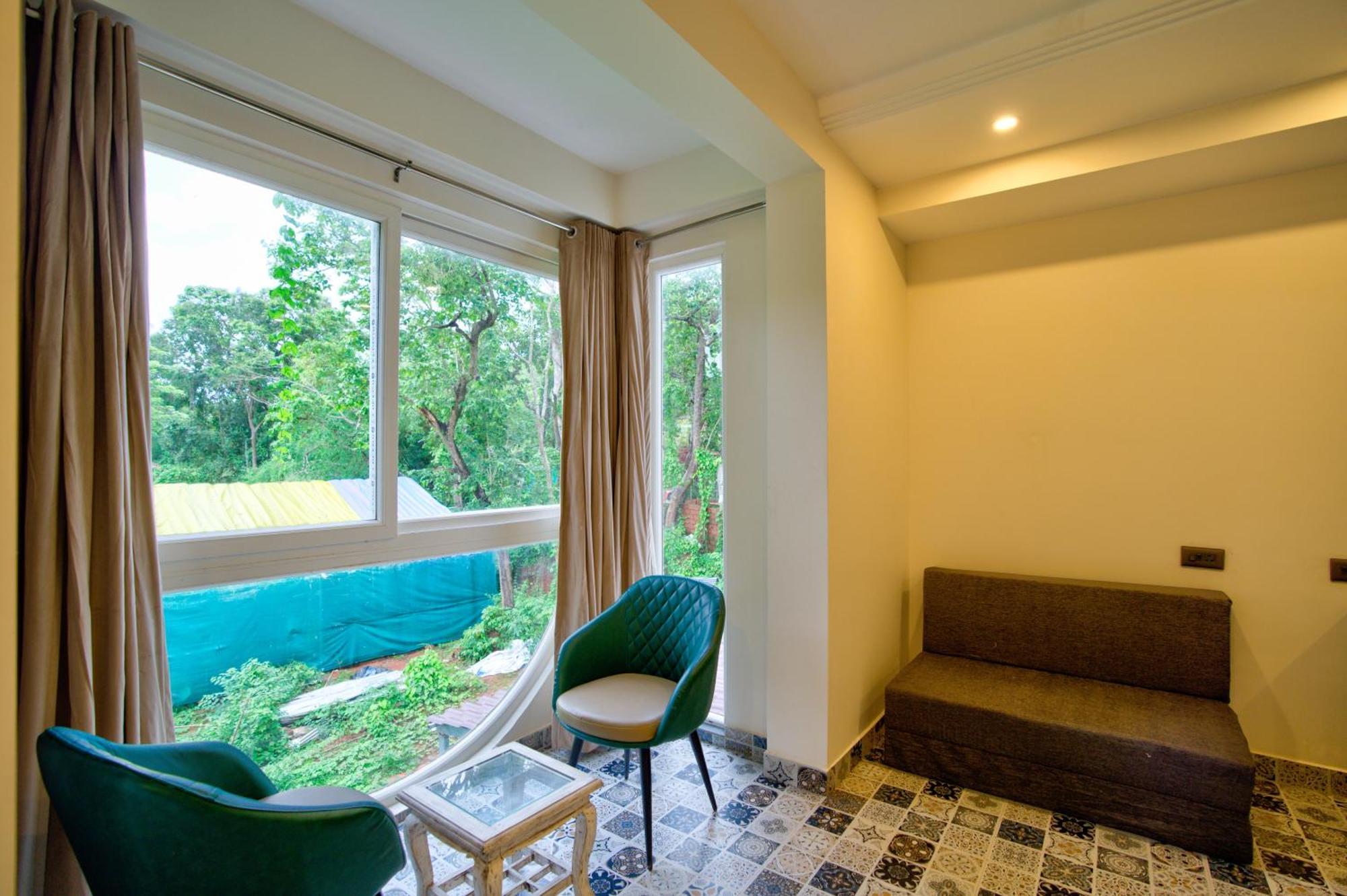 Goa Courtyard By The Porto Arpora Hotel Baga Exterior photo